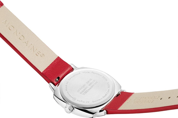Mondaine MSL.31110.LCV Horloge - Leer - Rood - 31x36,5mm Mondaine MSL.31110.LCV Horloge - Leer - Rood - 31x36,5mm