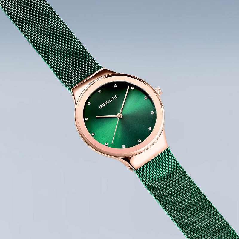 Montre Femme BERING Classic Collection - Acier Inoxydable, Verre Saphir - Mouvement Quartz - Étanche 30 M