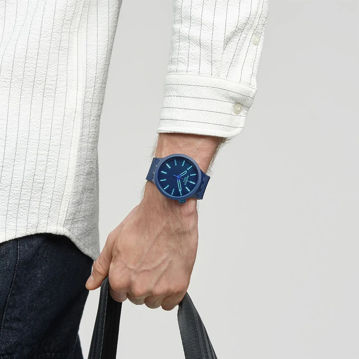 Swatch INDIGO GLOW SB05N113 Swatch INDIGO GLOW SB05N113